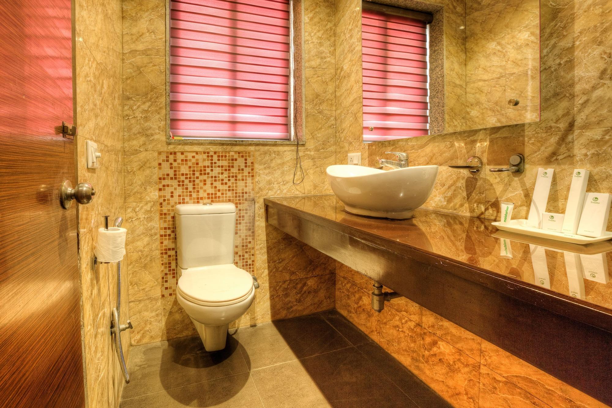 Hotel Treebo White Castle, Gurgaon Extérieur photo