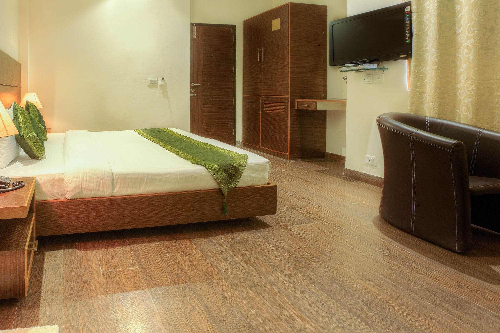 Hotel Treebo White Castle, Gurgaon Extérieur photo